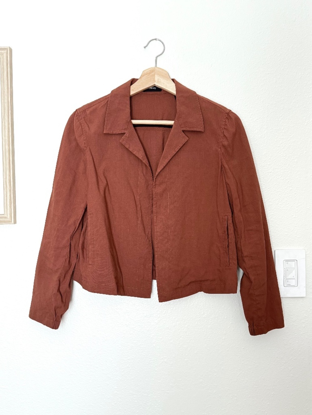 Theory Women’s Linen Shrunken Jacket in Terracotta (Sz M)